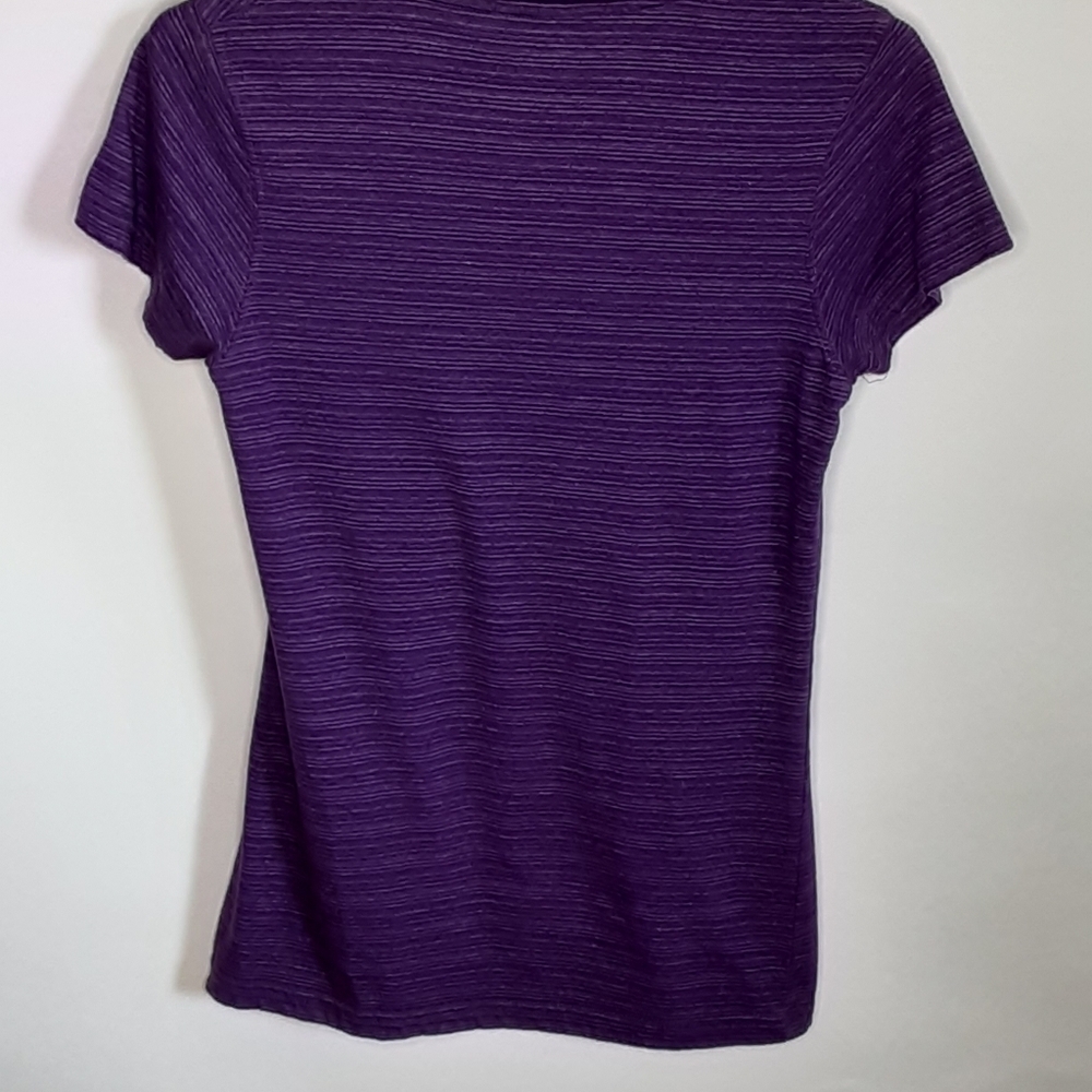 Rustic Ridge Purple Top Sz Med - Picture 2 of 3
